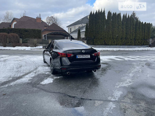 Черный Ниссан Альтима, объемом двигателя 2.49 л и пробегом 73 тыс. км за 14900 $, фото 6 на Automoto.ua