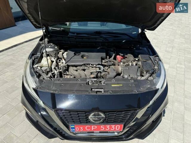 Чорний Ніссан Альтіма, об'ємом двигуна 2.5 л та пробігом 172 тис. км за 12000 $, фото 8 на Automoto.ua