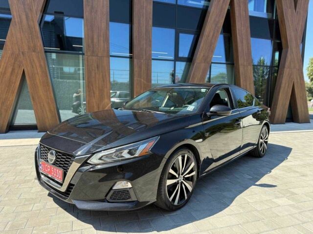 Чорний Ніссан Альтіма, об'ємом двигуна 2.5 л та пробігом 168 тис. км за 10900 $, фото 1 на Automoto.ua