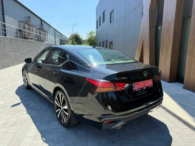 Чорний Ніссан Альтіма, об'ємом двигуна 2.5 л та пробігом 168 тис. км за 10900 $, фото 2 на Automoto.ua