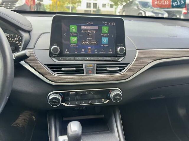 Черный Ниссан Альтима, объемом двигателя 2.49 л и пробегом 103 тыс. км за 17490 $, фото 9 на Automoto.ua