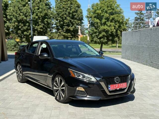 Чорний Ніссан Альтіма, об'ємом двигуна 2.5 л та пробігом 172 тис. км за 12000 $, фото 1 на Automoto.ua