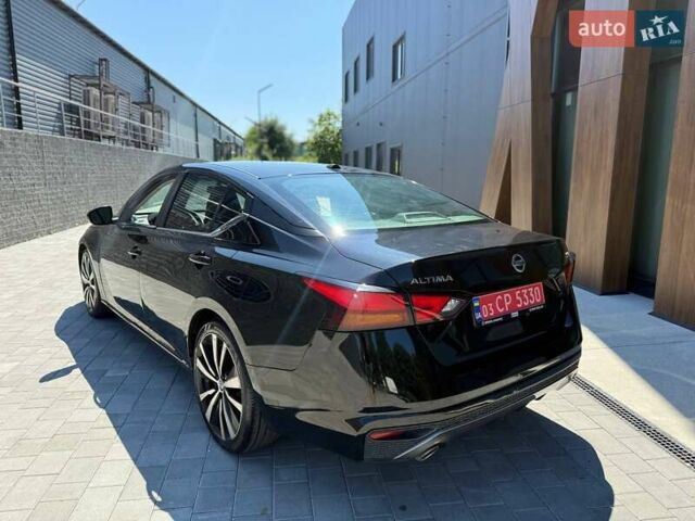 Чорний Ніссан Альтіма, об'ємом двигуна 2.5 л та пробігом 172 тис. км за 12000 $, фото 3 на Automoto.ua