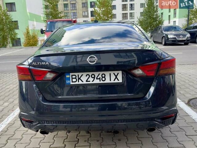 Черный Ниссан Альтима, объемом двигателя 2.49 л и пробегом 103 тыс. км за 17490 $, фото 8 на Automoto.ua