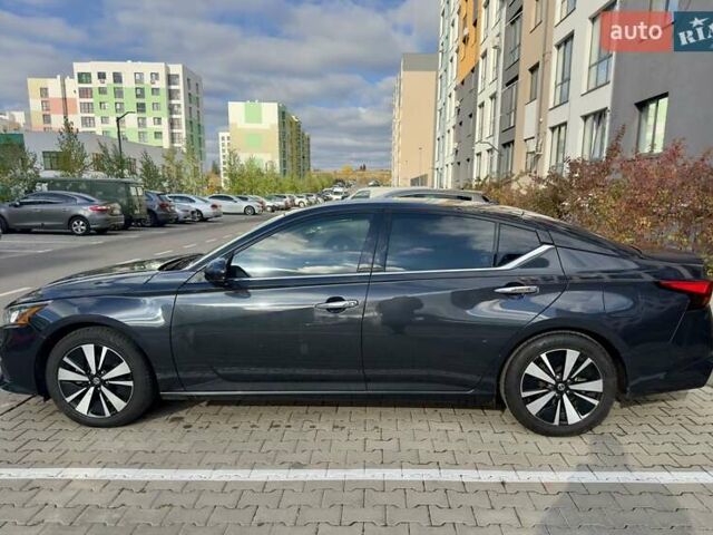 Черный Ниссан Альтима, объемом двигателя 2.49 л и пробегом 103 тыс. км за 17490 $, фото 2 на Automoto.ua