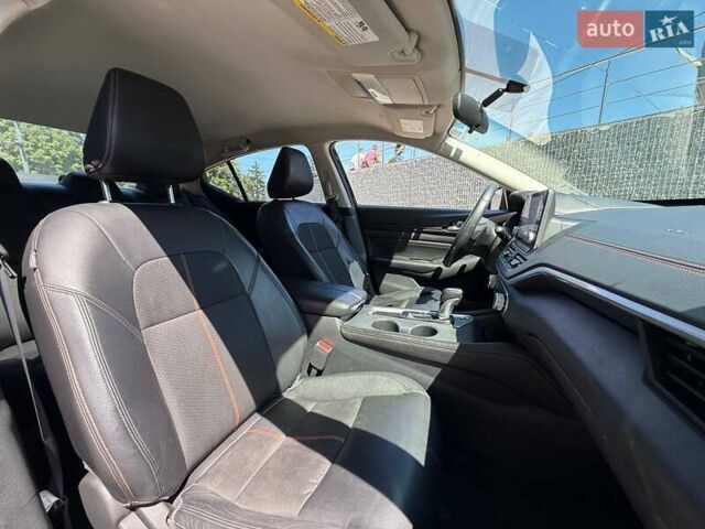 Чорний Ніссан Альтіма, об'ємом двигуна 2.5 л та пробігом 172 тис. км за 12000 $, фото 16 на Automoto.ua