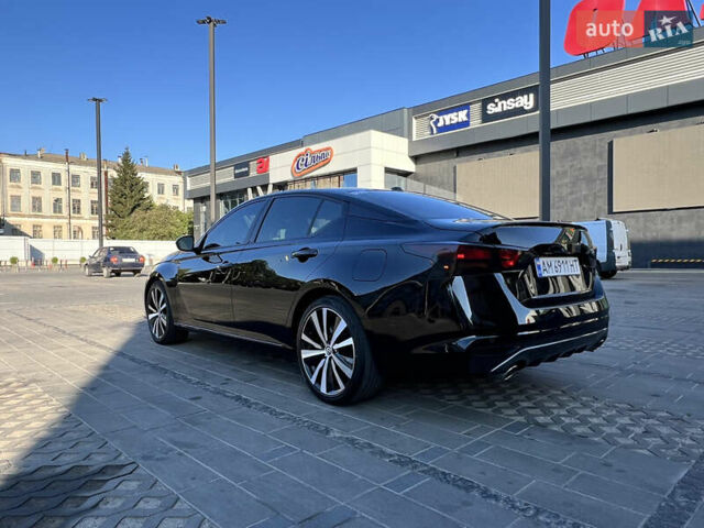 Черный Ниссан Альтима, объемом двигателя 2.49 л и пробегом 42 тыс. км за 15999 $, фото 3 на Automoto.ua