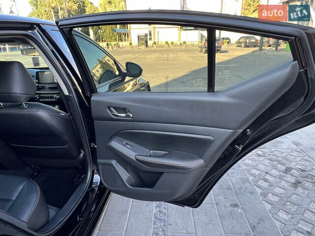 Черный Ниссан Альтима, объемом двигателя 2.49 л и пробегом 42 тыс. км за 15999 $, фото 15 на Automoto.ua