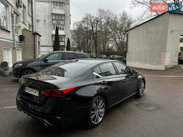 Чорний Ніссан Альтіма, об'ємом двигуна 2.49 л та пробігом 80 тис. км за 14499 $, фото 5 на Automoto.ua