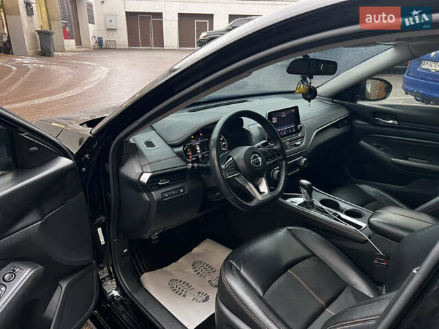 Чорний Ніссан Альтіма, об'ємом двигуна 2.49 л та пробігом 80 тис. км за 14499 $, фото 7 на Automoto.ua