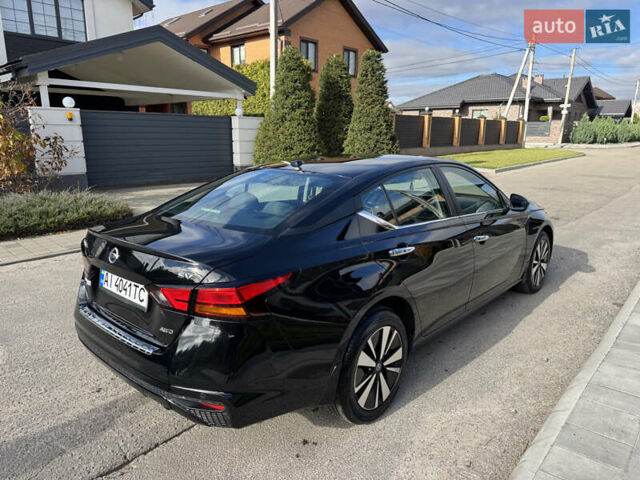 Черный Ниссан Альтима, объемом двигателя 2.49 л и пробегом 25 тыс. км за 19300 $, фото 4 на Automoto.ua