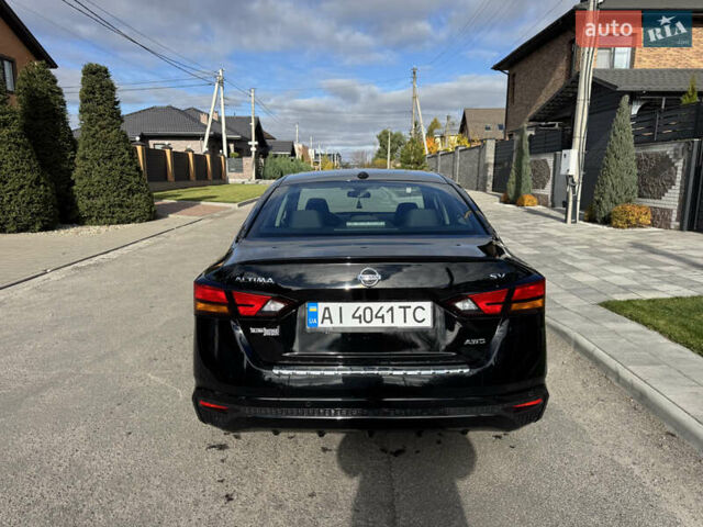Черный Ниссан Альтима, объемом двигателя 2.49 л и пробегом 25 тыс. км за 19300 $, фото 5 на Automoto.ua