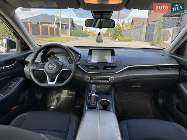 Черный Ниссан Альтима, объемом двигателя 2.49 л и пробегом 25 тыс. км за 19300 $, фото 14 на Automoto.ua