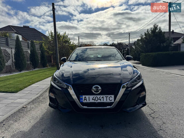 Черный Ниссан Альтима, объемом двигателя 2.49 л и пробегом 25 тыс. км за 19300 $, фото 1 на Automoto.ua