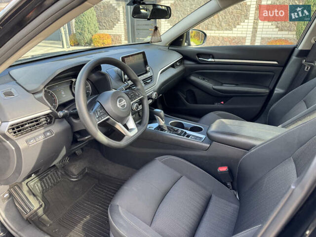 Черный Ниссан Альтима, объемом двигателя 2.49 л и пробегом 25 тыс. км за 19300 $, фото 8 на Automoto.ua