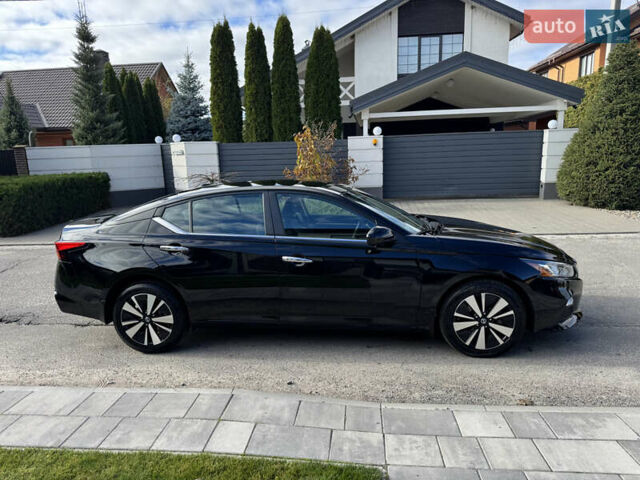 Черный Ниссан Альтима, объемом двигателя 2.49 л и пробегом 25 тыс. км за 19300 $, фото 3 на Automoto.ua