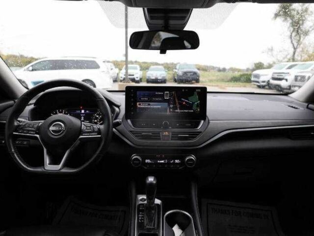 Черный Ниссан Альтима, объемом двигателя 2.5 л и пробегом 32 тыс. км за 7300 $, фото 5 на Automoto.ua