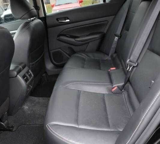 Черный Ниссан Альтима, объемом двигателя 2.5 л и пробегом 32 тыс. км за 7300 $, фото 8 на Automoto.ua