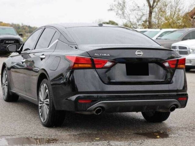 Черный Ниссан Альтима, объемом двигателя 2.5 л и пробегом 32 тыс. км за 7300 $, фото 1 на Automoto.ua