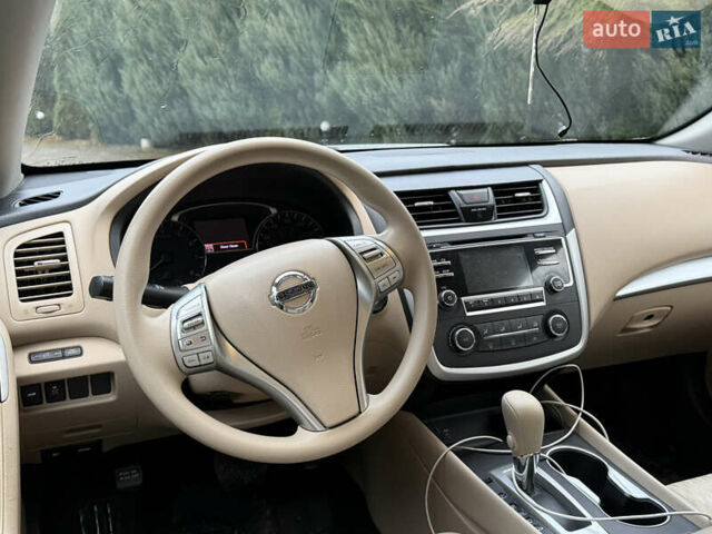 Коричневий Ніссан Альтіма, об'ємом двигуна 2.49 л та пробігом 180 тис. км за 7990 $, фото 13 на Automoto.ua