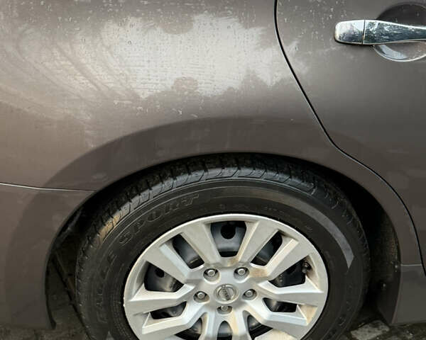 Коричневий Ніссан Альтіма, об'ємом двигуна 2.49 л та пробігом 180 тис. км за 7990 $, фото 10 на Automoto.ua