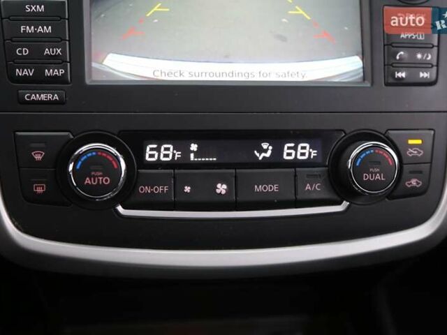 Ниссан Альтима 2016 в Киеве на Automoto.ua Красный Ниссан Альтима, объемом двигателя 2.49 л и пробегом 88 тыс. км за 11500 $, фото 18 на Automoto.ua