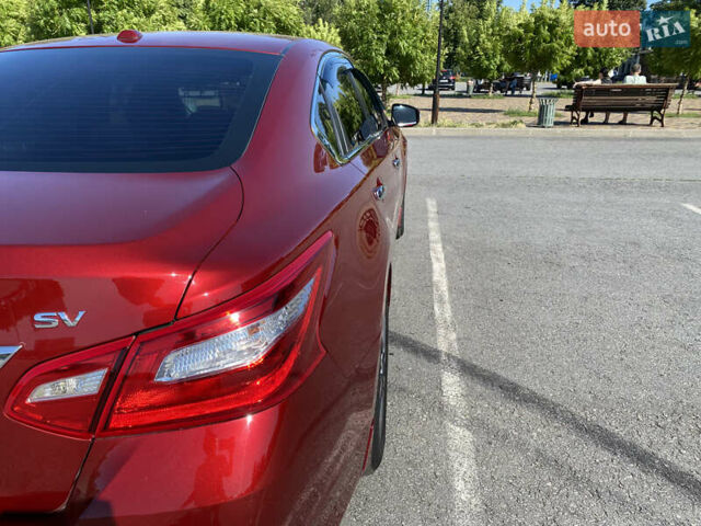 Червоний Ніссан Альтіма, об'ємом двигуна 2.49 л та пробігом 151 тис. км за 11400 $, фото 8 на Automoto.ua