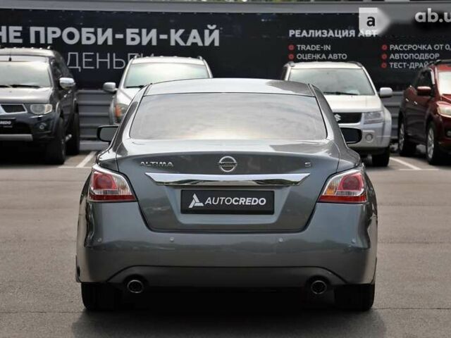 Ніссан Альтіма, об'ємом двигуна 0 л та пробігом 125 тис. км за 10300 $, фото 4 на Automoto.ua