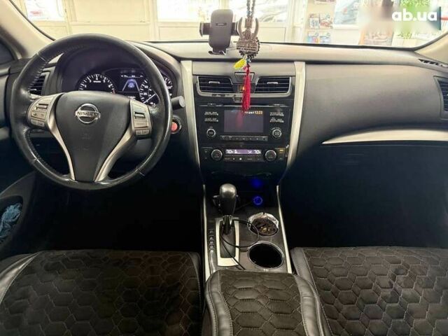 Ніссан Альтіма, об'ємом двигуна 2.5 л та пробігом 281 тис. км за 7490 $, фото 27 на Automoto.ua