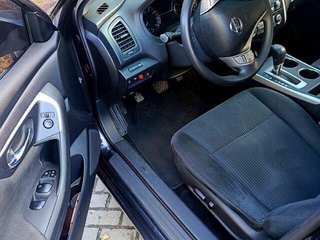 Ниссан Альтима 2015 в Киеве на Automoto.ua Ниссан Альтима, объемом двигателя 2.5 л и пробегом 194 тыс. км за 8300 $, фото 5 на Automoto.ua