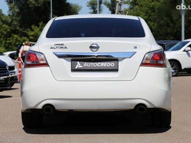 Ніссан Альтіма, об'ємом двигуна 2.5 л та пробігом 249 тис. км за 8900 $, фото 4 на Automoto.ua