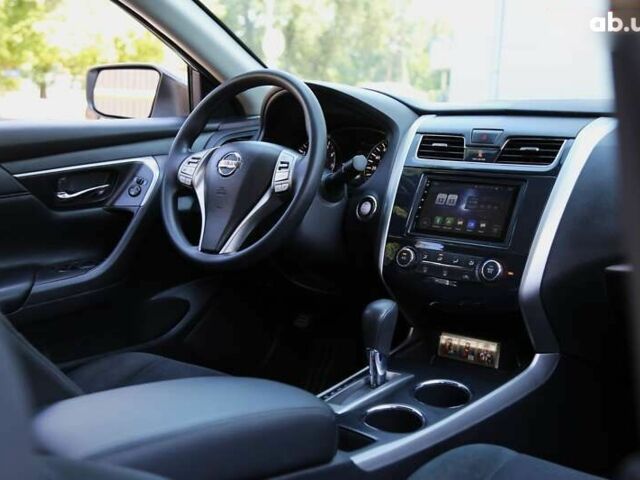 Ніссан Альтіма, об'ємом двигуна 2.5 л та пробігом 249 тис. км за 8900 $, фото 11 на Automoto.ua