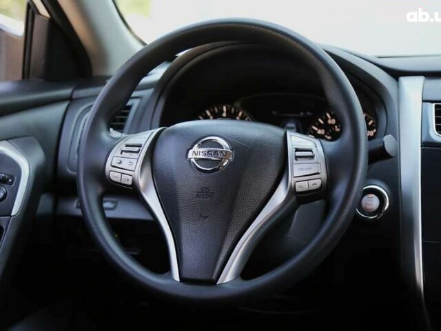 Ніссан Альтіма, об'ємом двигуна 2.5 л та пробігом 249 тис. км за 8900 $, фото 14 на Automoto.ua