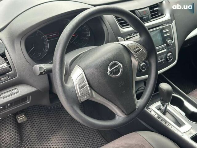 Ниссан Альтима, объемом двигателя 2.5 л и пробегом 106 тыс. км за 10490 $, фото 22 на Automoto.ua