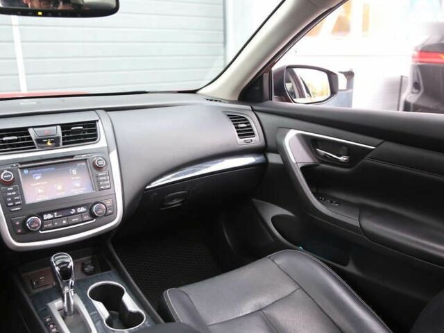 Ніссан Альтіма, об'ємом двигуна 2.5 л та пробігом 88 тис. км за 11500 $, фото 14 на Automoto.ua