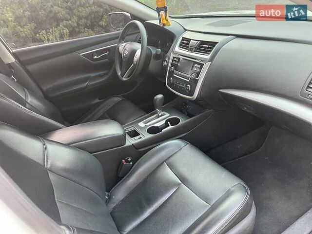Ниссан Альтима, объемом двигателя 2.49 л и пробегом 192 тыс. км за 10300 $, фото 28 на Automoto.ua