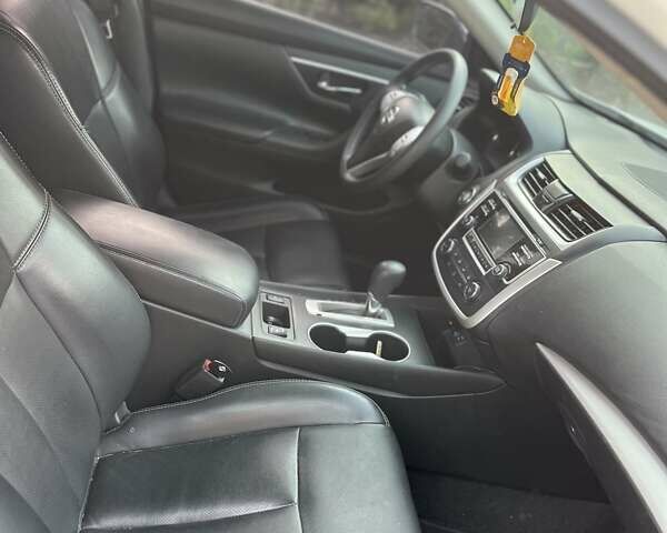 Ниссан Альтима, объемом двигателя 2.49 л и пробегом 192 тыс. км за 10300 $, фото 22 на Automoto.ua