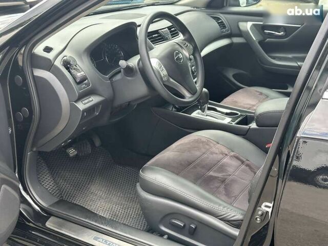 Ниссан Альтима, объемом двигателя 2.5 л и пробегом 106 тыс. км за 10490 $, фото 15 на Automoto.ua