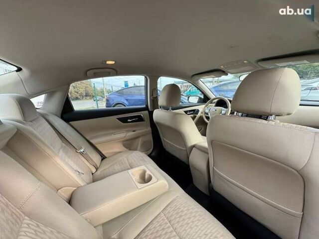 Ниссан Альтима, объемом двигателя 2.5 л и пробегом 186 тыс. км за 8800 $, фото 15 на Automoto.ua