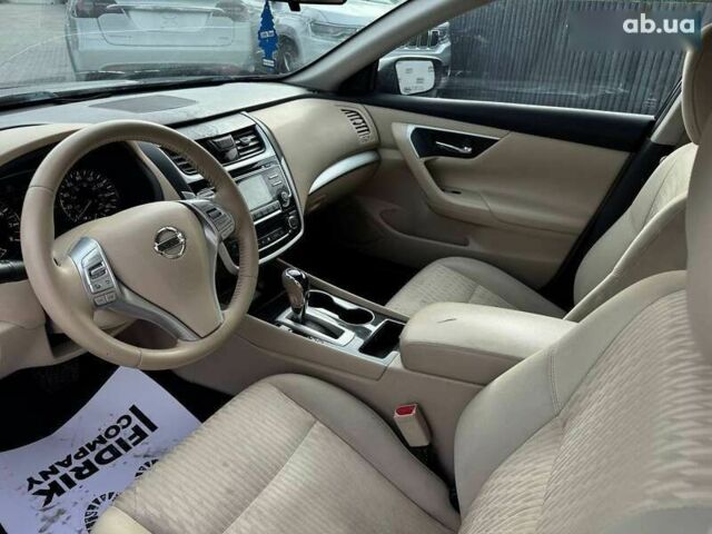 Ниссан Альтима, объемом двигателя 2.5 л и пробегом 186 тыс. км за 8800 $, фото 12 на Automoto.ua