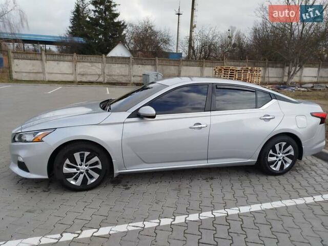 Ніссан Альтіма, об'ємом двигуна 2.49 л та пробігом 43 тис. км за 15700 $, фото 12 на Automoto.ua