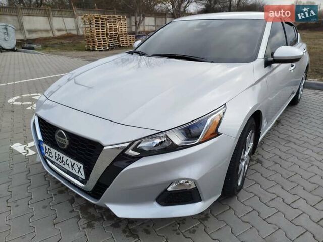 Ніссан Альтіма, об'ємом двигуна 2.49 л та пробігом 43 тис. км за 15700 $, фото 14 на Automoto.ua