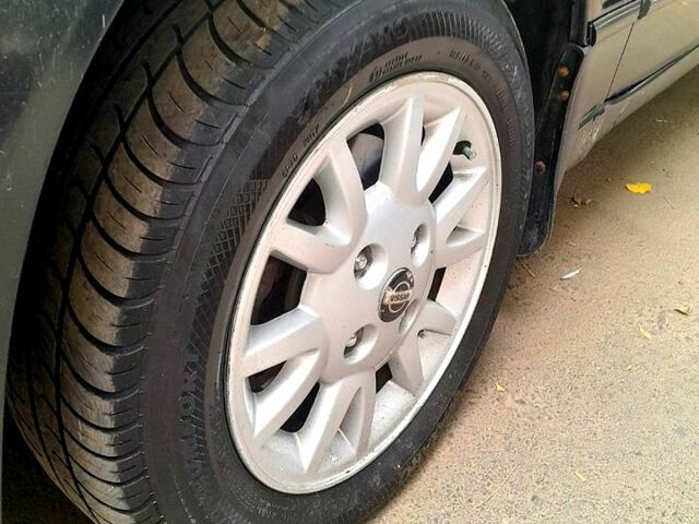 Сірий Ніссан Альтіма, об'ємом двигуна 2.4 л та пробігом 240 тис. км за 1100 $, фото 3 на Automoto.ua