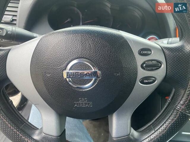 Серый Ниссан Альтима, объемом двигателя 2.49 л и пробегом 240 тыс. км за 4500 $, фото 55 на Automoto.ua