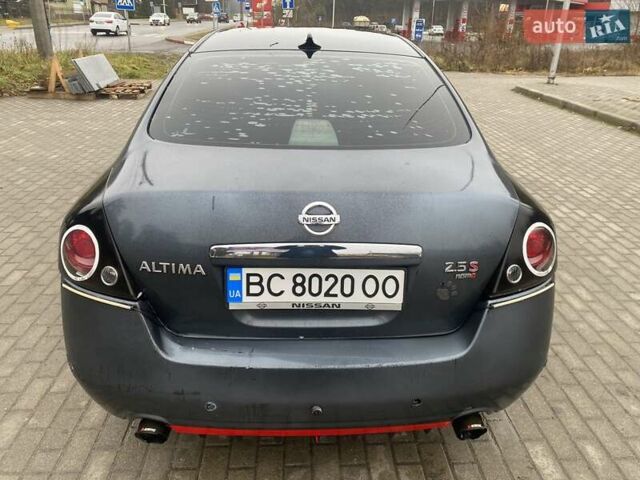 Серый Ниссан Альтима, объемом двигателя 2.49 л и пробегом 240 тыс. км за 4750 $, фото 10 на Automoto.ua