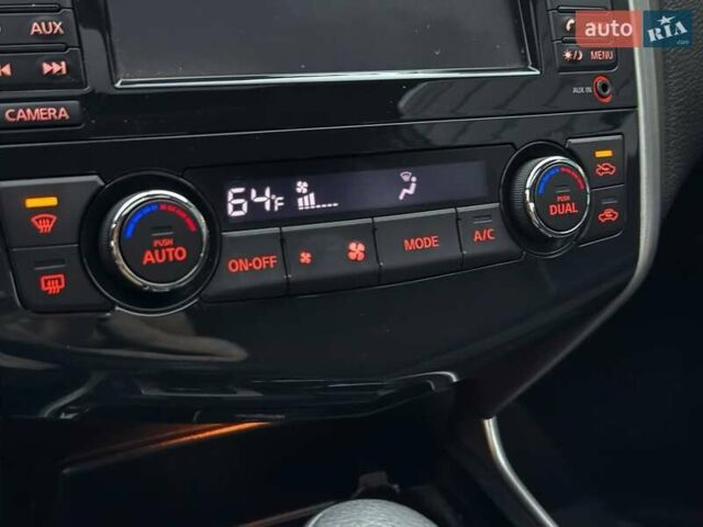 Серый Ниссан Альтима, объемом двигателя 2.49 л и пробегом 211 тыс. км за 9700 $, фото 32 на Automoto.ua