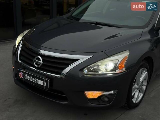 Серый Ниссан Альтима, объемом двигателя 2.49 л и пробегом 211 тыс. км за 9700 $, фото 14 на Automoto.ua