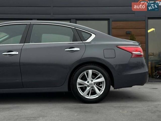 Серый Ниссан Альтима, объемом двигателя 2.49 л и пробегом 211 тыс. км за 9700 $, фото 8 на Automoto.ua