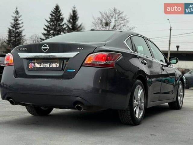Серый Ниссан Альтима, объемом двигателя 2.49 л и пробегом 211 тыс. км за 9700 $, фото 9 на Automoto.ua