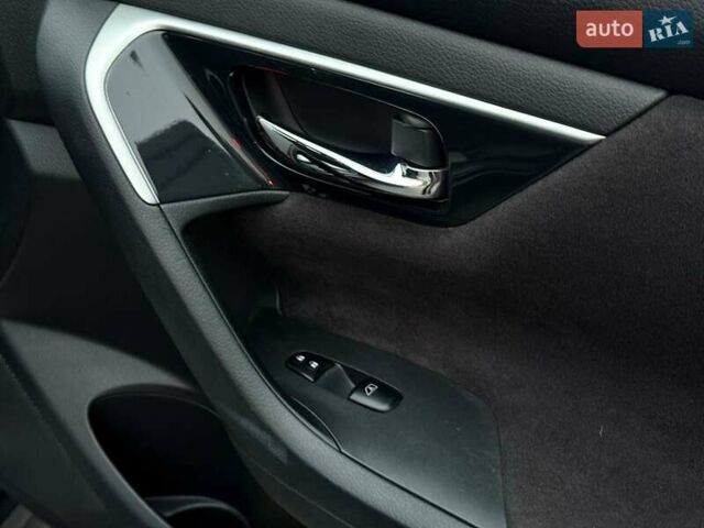 Серый Ниссан Альтима, объемом двигателя 2.49 л и пробегом 211 тыс. км за 9700 $, фото 44 на Automoto.ua